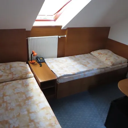 Hotel Arnold 3*