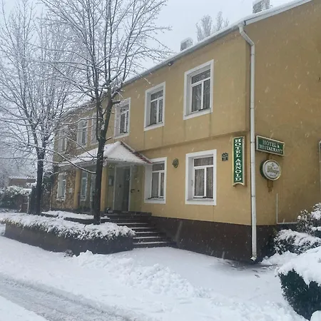 Hotel Arnold Tata