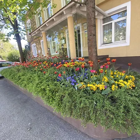 Arnold Hotel 3*