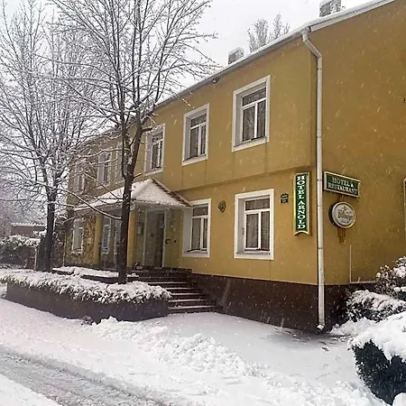 Arnold Hotel 2*