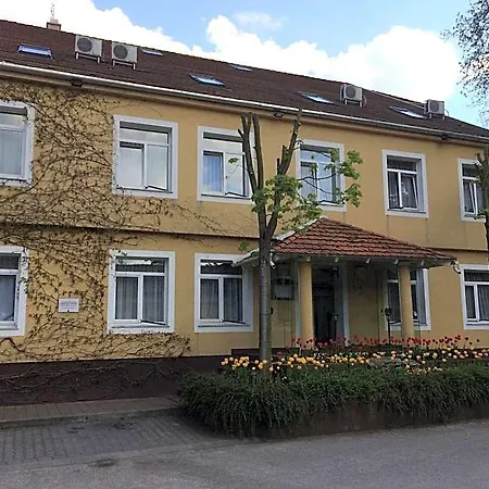 Hotel Arnold